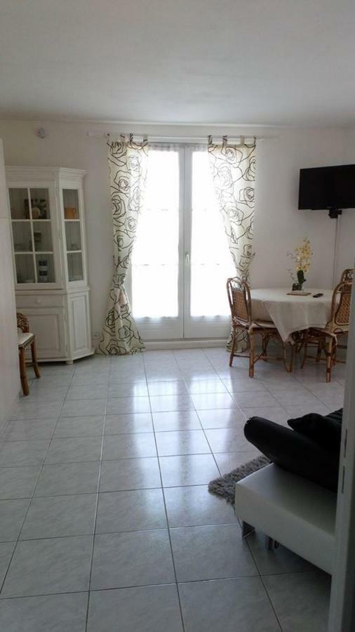 Les Fontaines Saint Leonard Apartamento Honfleur Exterior foto